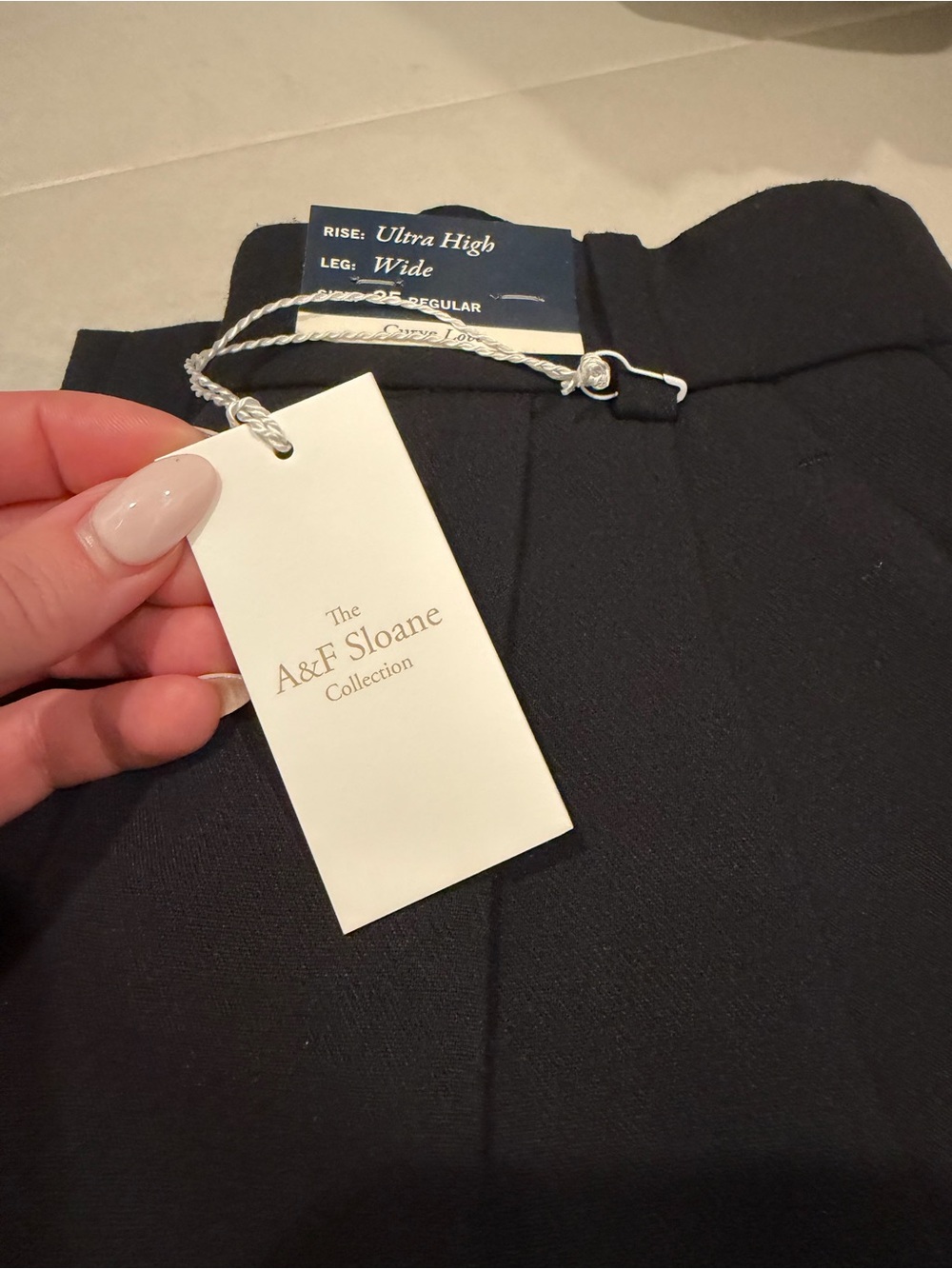 Abercrombie & Fitch A&F Sloane Ultra High Rise Wide Leg Pants in Black Size 25 R